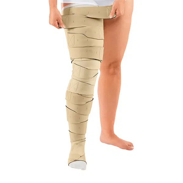 circaid-reduction-kit-whole-leg_donning-image-600x600-1.jpg